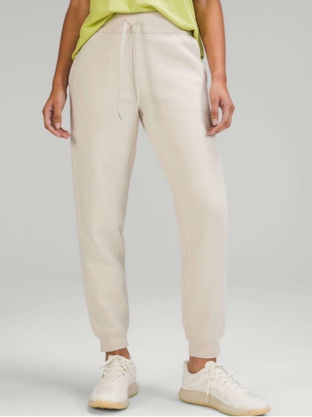 Lululemon Scuba High-Rise Jogger